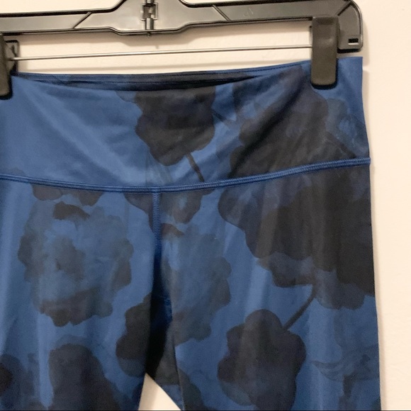 Lululemon 6 Inky Floral Wunder Under Crop II Leggings - Picture 3 of 10